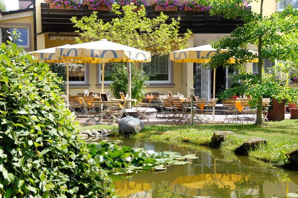 Hotel - Restaurant Erich Roediger 바트 슈타펠슈타인 외부 사진